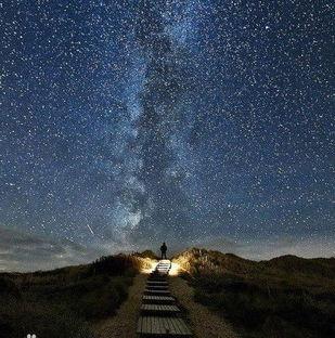 星空无限传媒国产剧mv梁佳芯,梁佳芯演绎国产剧MV,璀璨星光闪耀荧屏